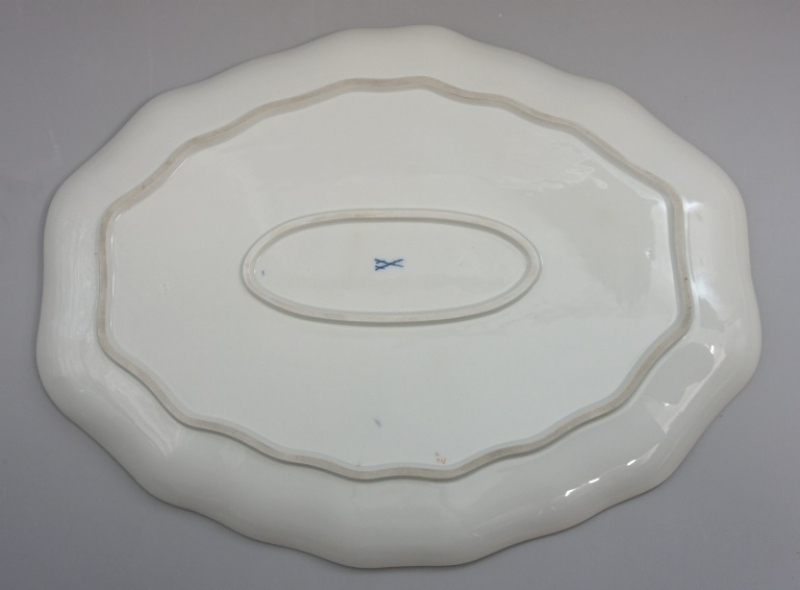 Meissen Grosse ovale Anbietplatte Blume 3.