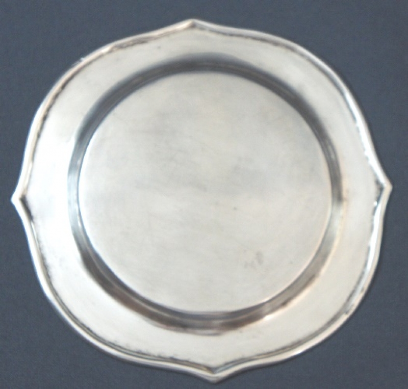 Untersetzer 900 er Silber.